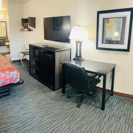 Garden Inn & Suites ליטל רוק מראה חיצוני תמונה