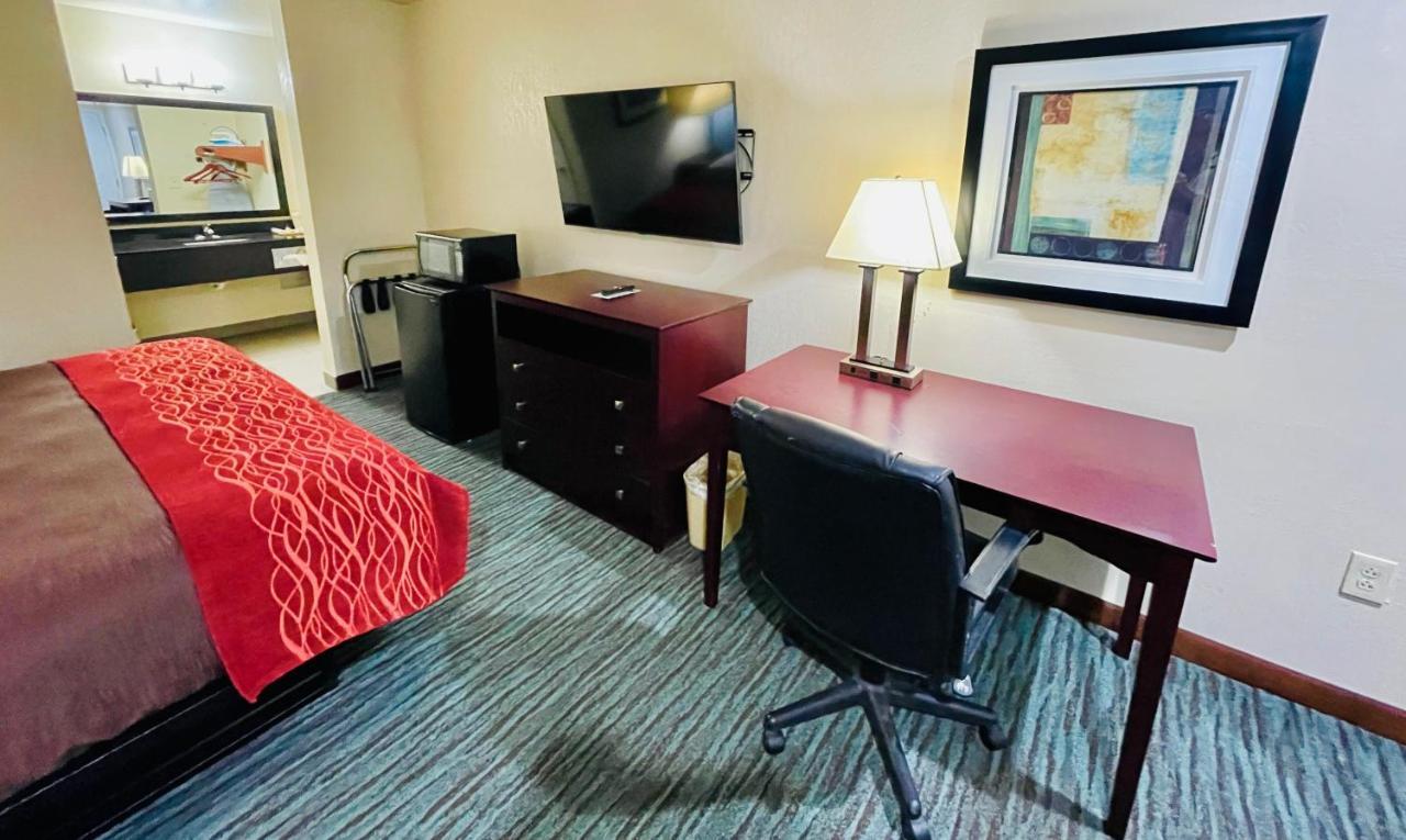 Garden Inn & Suites ליטל רוק מראה חיצוני תמונה